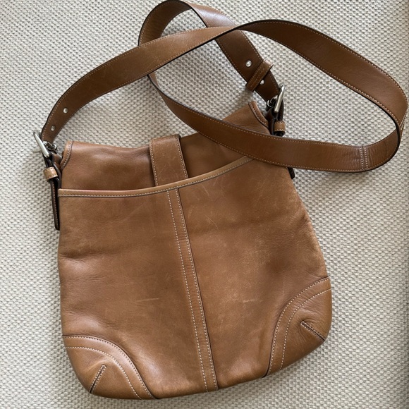 Vintage Authentic Leather Coach shoulder Soho Bag - Picture 2 of 8